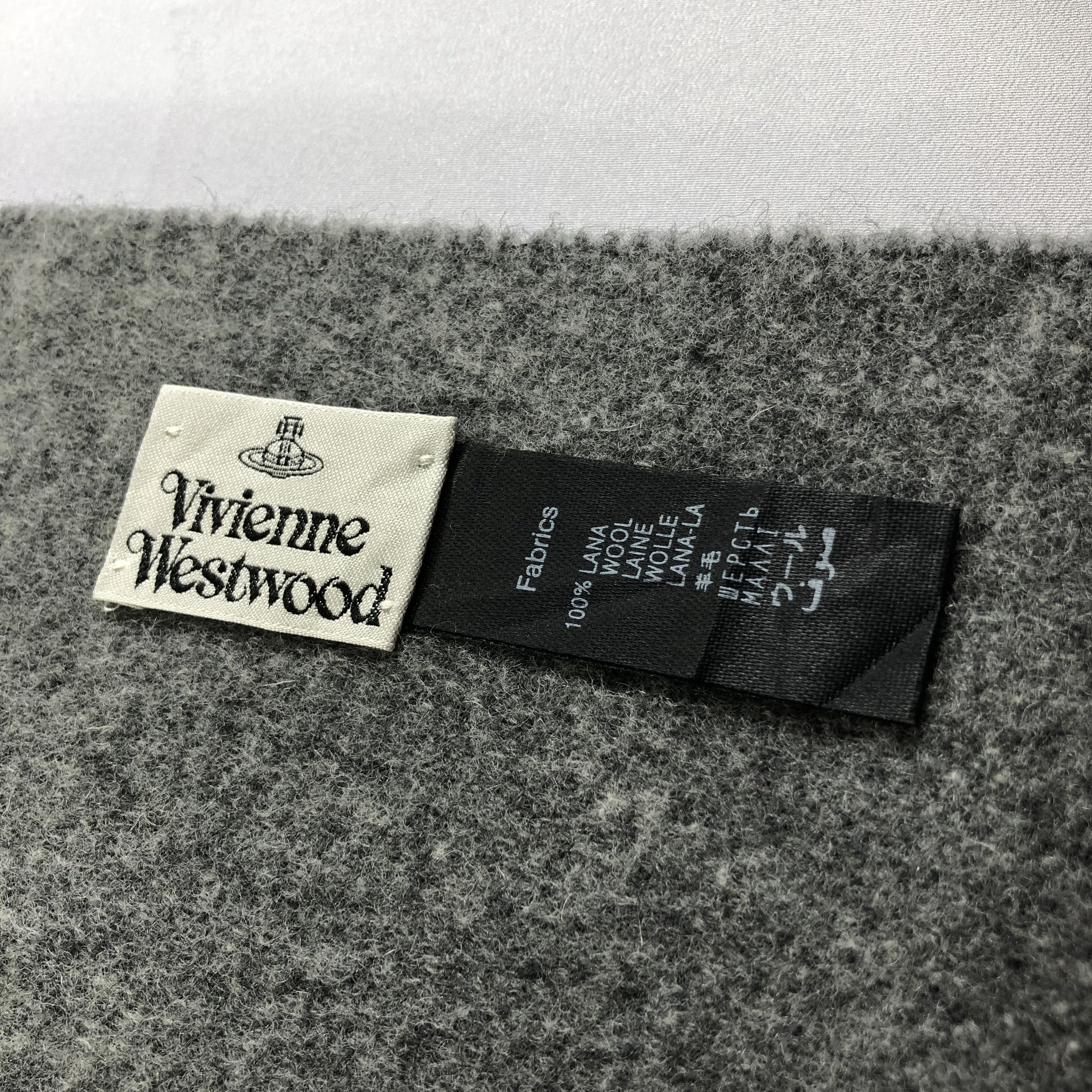 Vivienne Westwood Vivienne Westwood Plain Grey Wool Scarf Muffler V1385 Size ONE SIZE - 4 Thumbnail