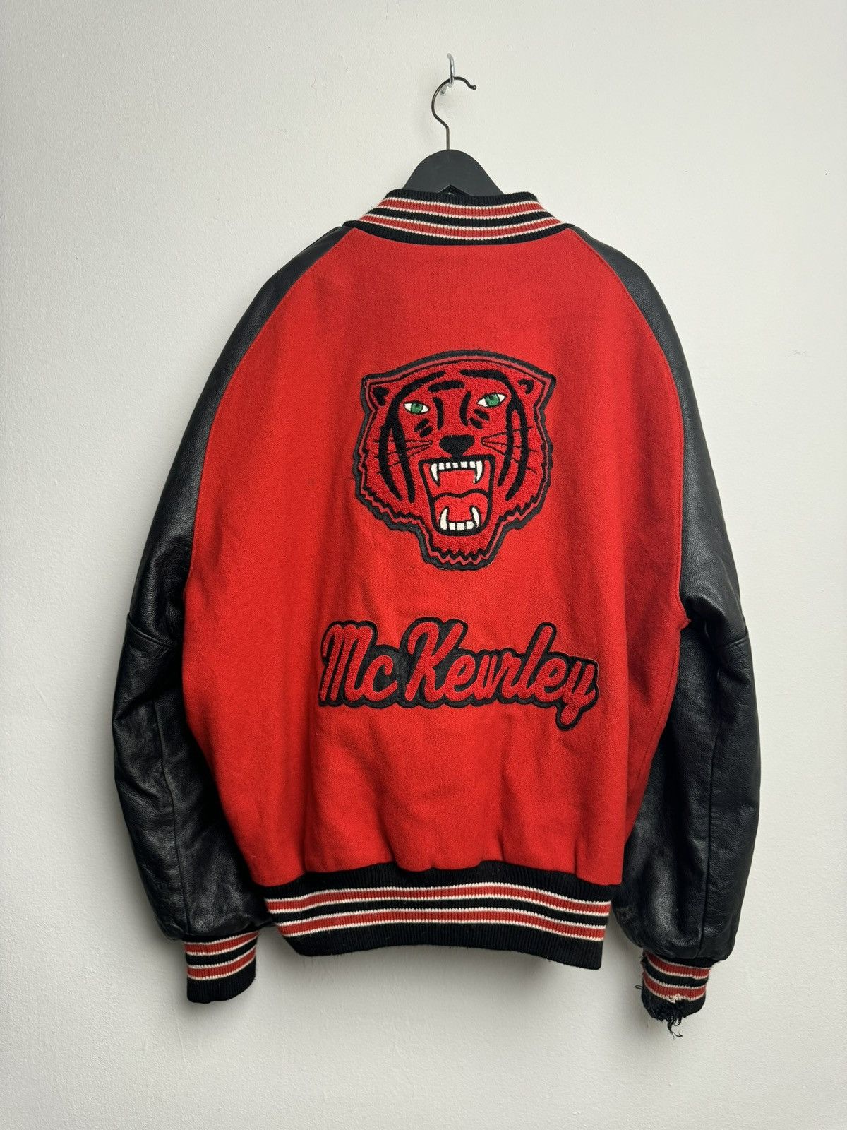 Vintage VINTAGE 80s LEATHER VARSITY JACKET Size US XXL / EU 58 / 5 - 2 Thumbnail