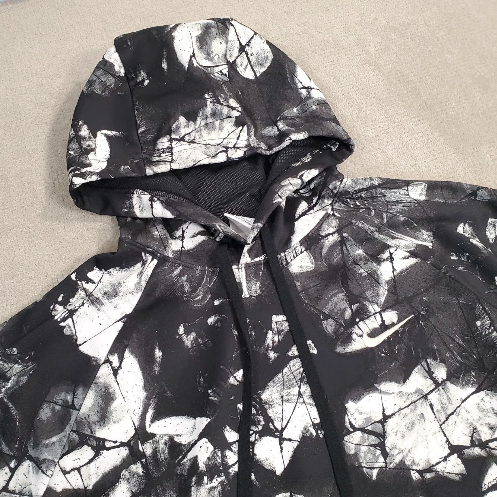 Nike Nike Hoodie Mens M Black Floral Sweatshirt Therma Fit Logo DQ4836 010 Size US M / EU 48-50 / 2 - 2 Thumbnail