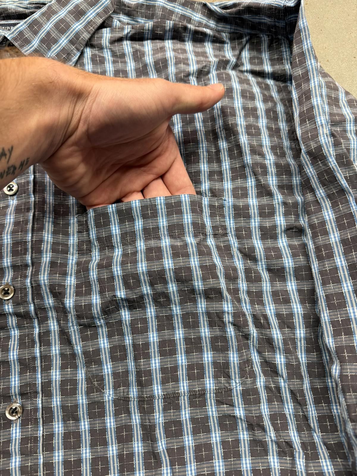Burberry Burberry London Plaid Button Up Dress Shirt USA 100% Cotton Size 44R - 3 Thumbnail