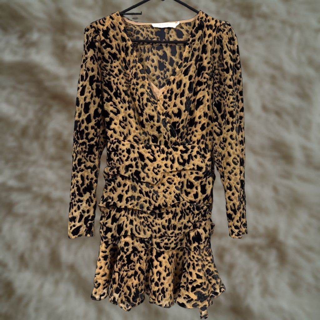 ASTR The Label ASTR Nikita Dress Women's S Leopard Velvet Print V Neck Lined Size S / US 4 / IT 40 - 1 Thumbnail