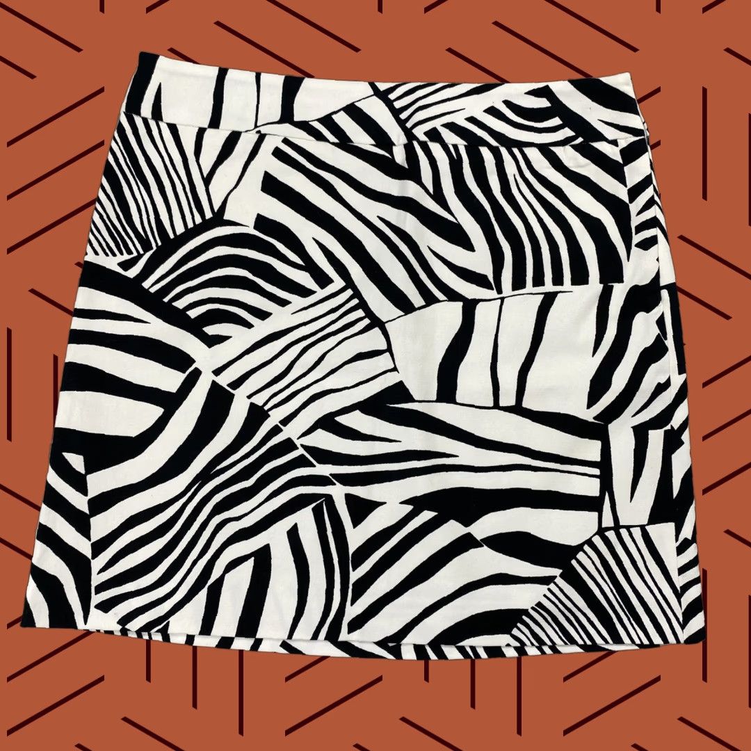 Kenneth Cole KENNETH COLE Women's Zebra Print Midi Skirt Black/White Size 4 Cotton Casual Size 27" / US 4 / IT 40 - 1 Thumbnail