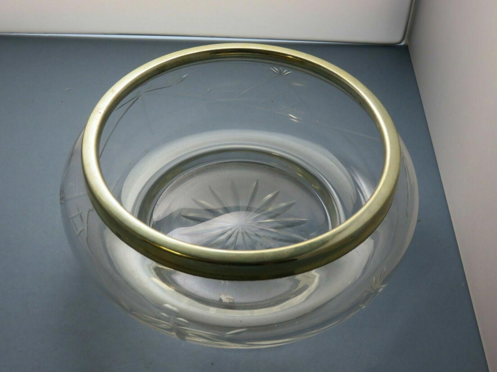 The Unbranded Brand Vintage Cut Glass Bowl With Silver Plated Rim 3 3/4" Size ONE SIZE - 3 Thumbnail