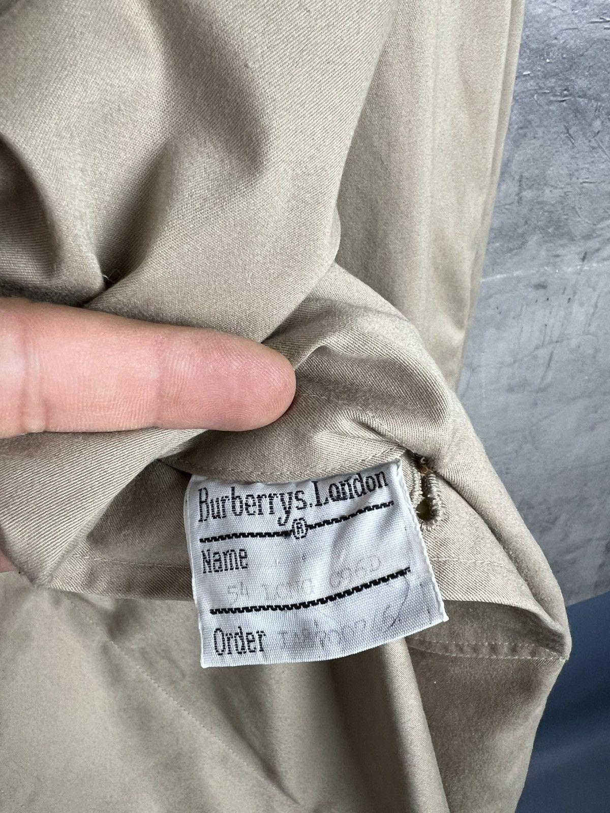 Burberry vintage burberrys nova check trench coat size 54 long Size US L / EU 52-54 / 3 - 12 Thumbnail