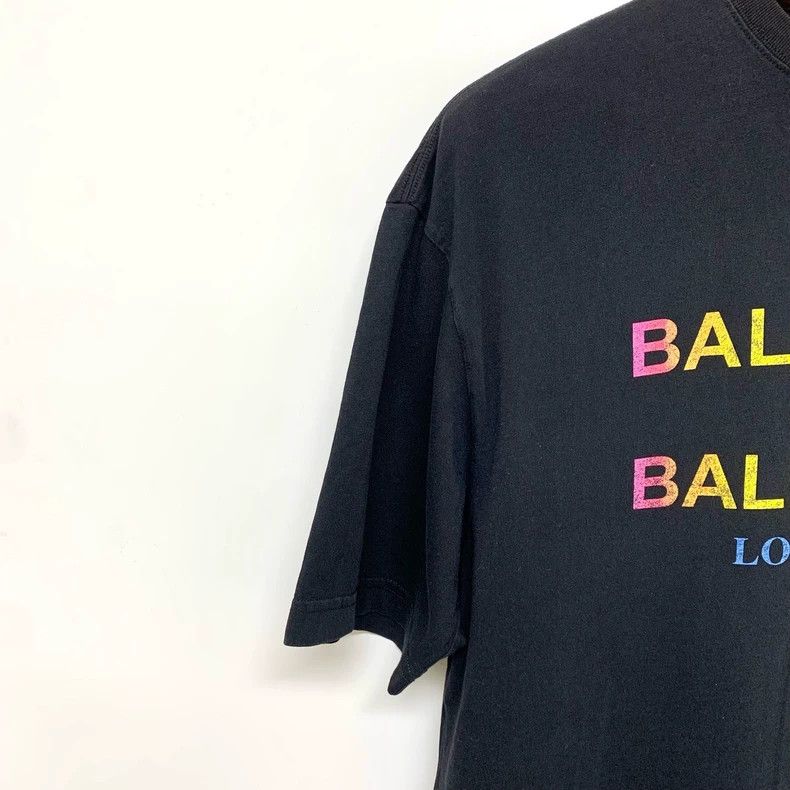 Balenciaga Balenciaga Black printed short sleeves Size US S / EU 44-46 / 1 - 5 Thumbnail