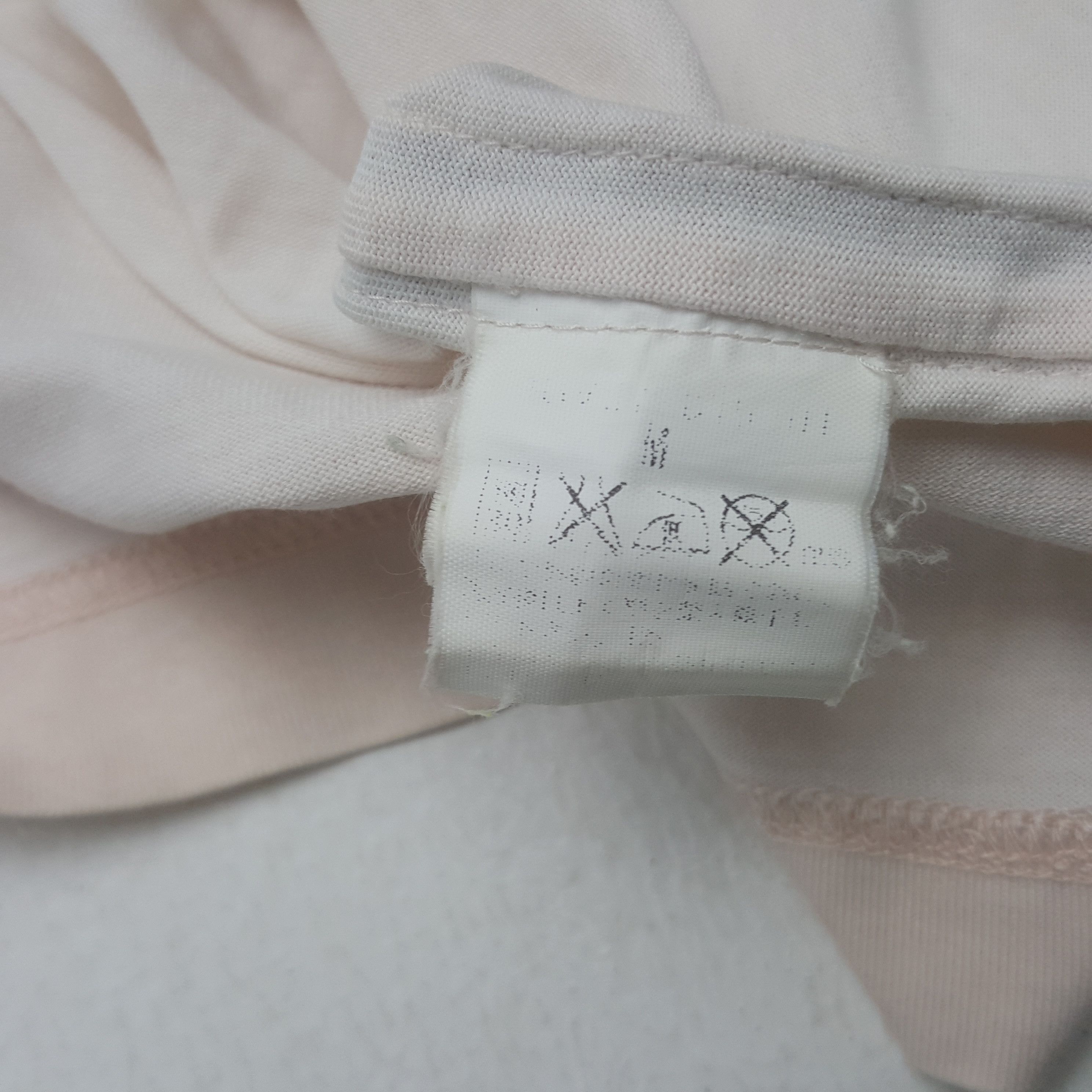 Burberry × Vintage Vintage Burberry London Luxury Brand Tshirt Size US M / EU 48-50 / 2 - 7 Thumbnail