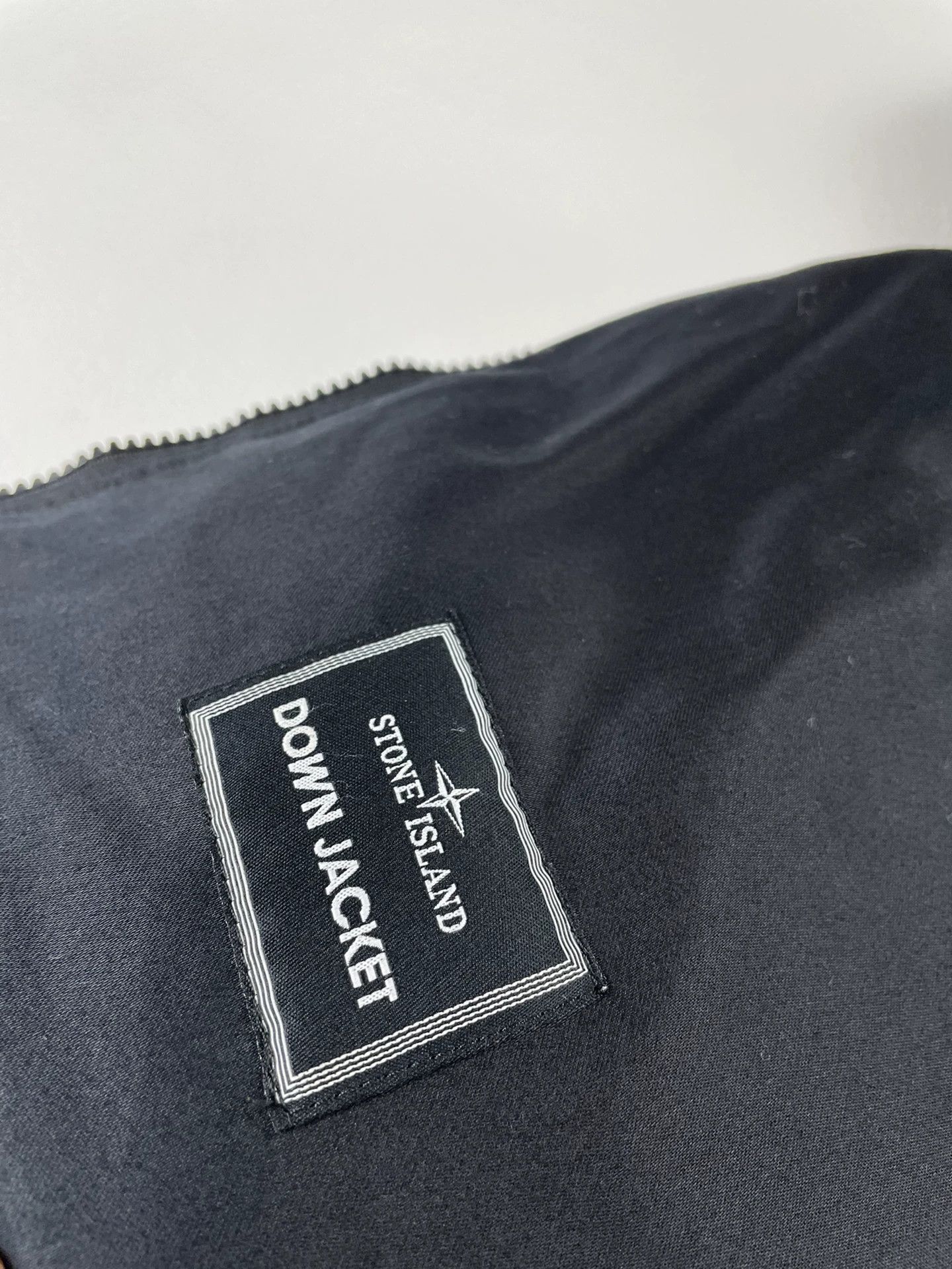 Stone Island Stond Island ICE Down Color-Changing Tech Jacket XL Size US XL / EU 56 / 4 - 8 Thumbnail