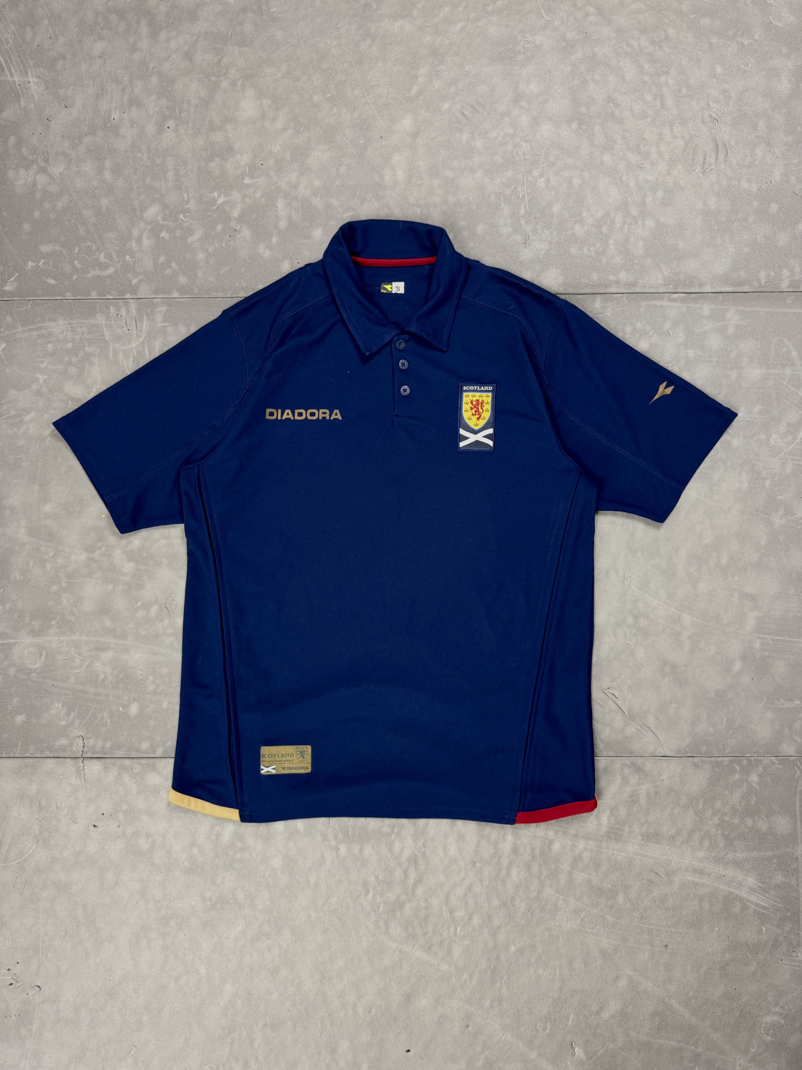 Diadora Diadora Scotland Football Jersey 2007/08 L/XL streetwear Size US S / EU 44-46 / 1 - 1 Thumbnail