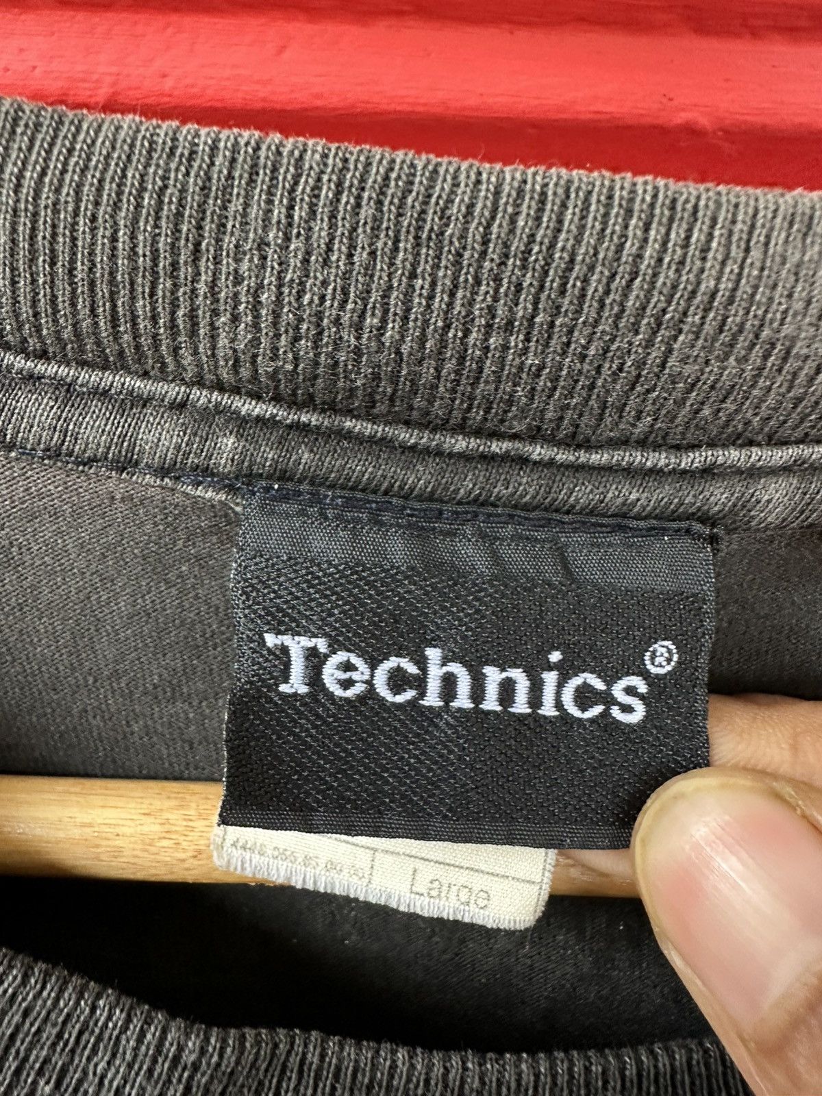 Vintage Vintage 90s Technics DJ Turntable Deck Tee Size US L / EU 52-54 / 3 - 6 Thumbnail