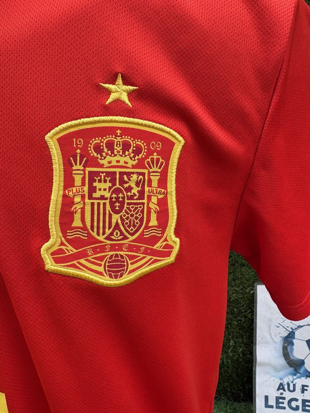 Adidas Iniesta spain jersey Size US M / EU 48-50 / 2 - 6 Thumbnail