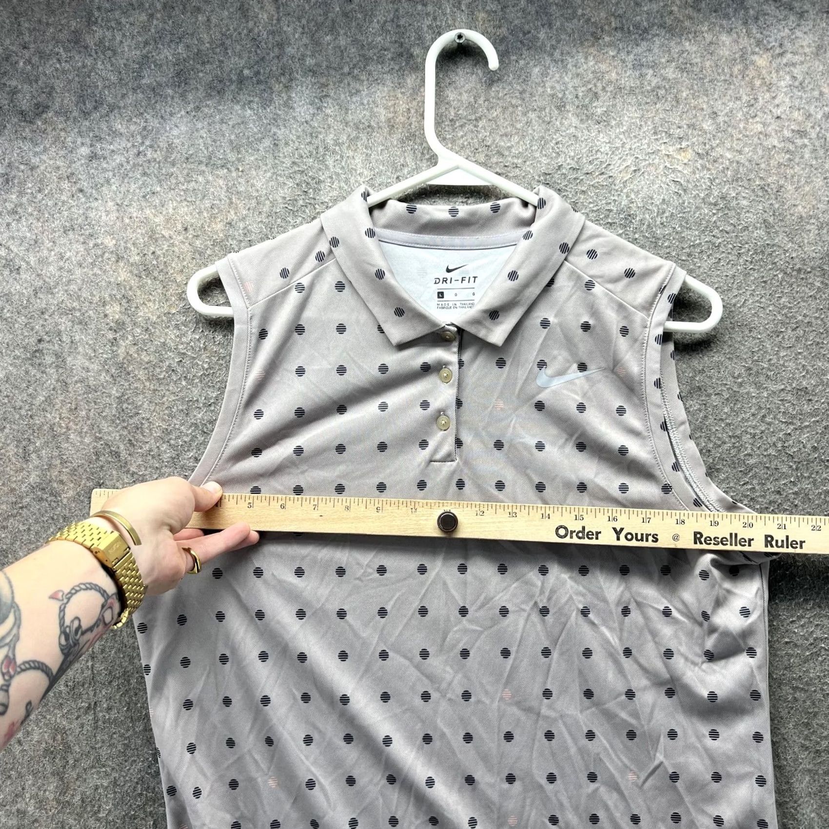 Nike Nike Dri-FIT Polo Shirt Women Large Gray Polka Dot Sleeveless Golf 930381-027 Size L / US 10 / IT 46 - 5 Thumbnail