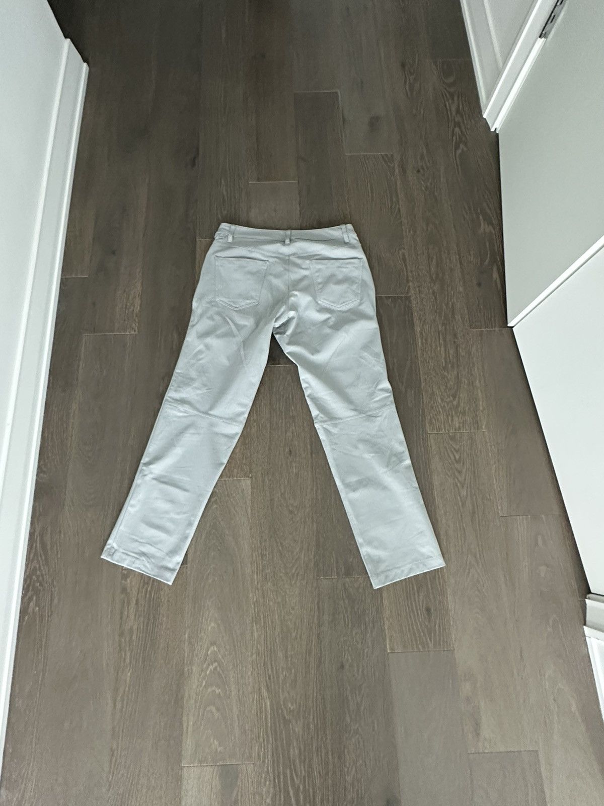 Lululemon Lululemon Classic ABC Pants size 31 waist 30 length Size US 31 - 6 Thumbnail