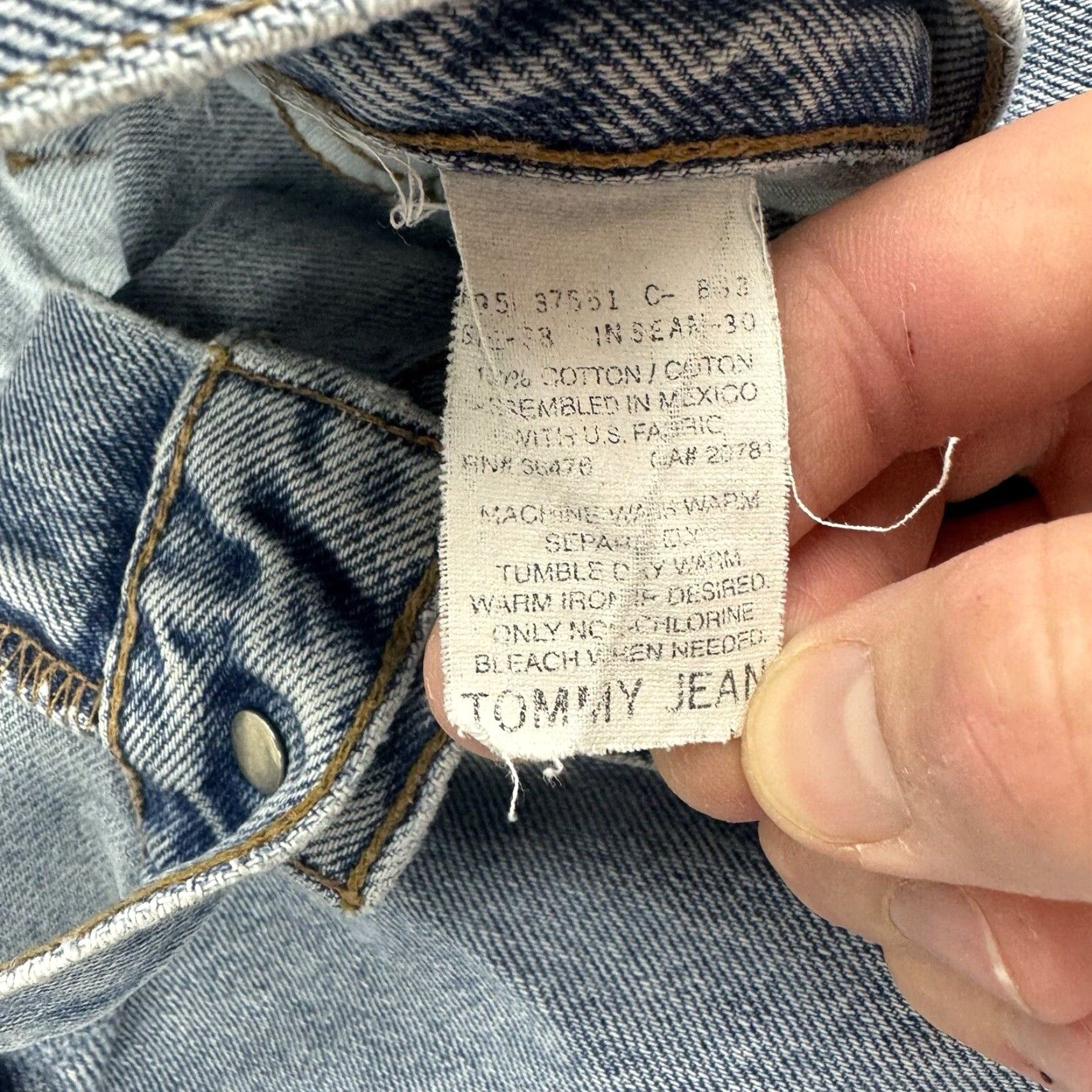 Tommy Hilfiger VINTAGE Tommy Hilfiger Jeans Adult 38x30 Blue Grunge Y2K 90s Hipster Punk Pants Regular Mens Jeans 90s Style Straight Size US 38 / EU 54 - 6 Thumbnail