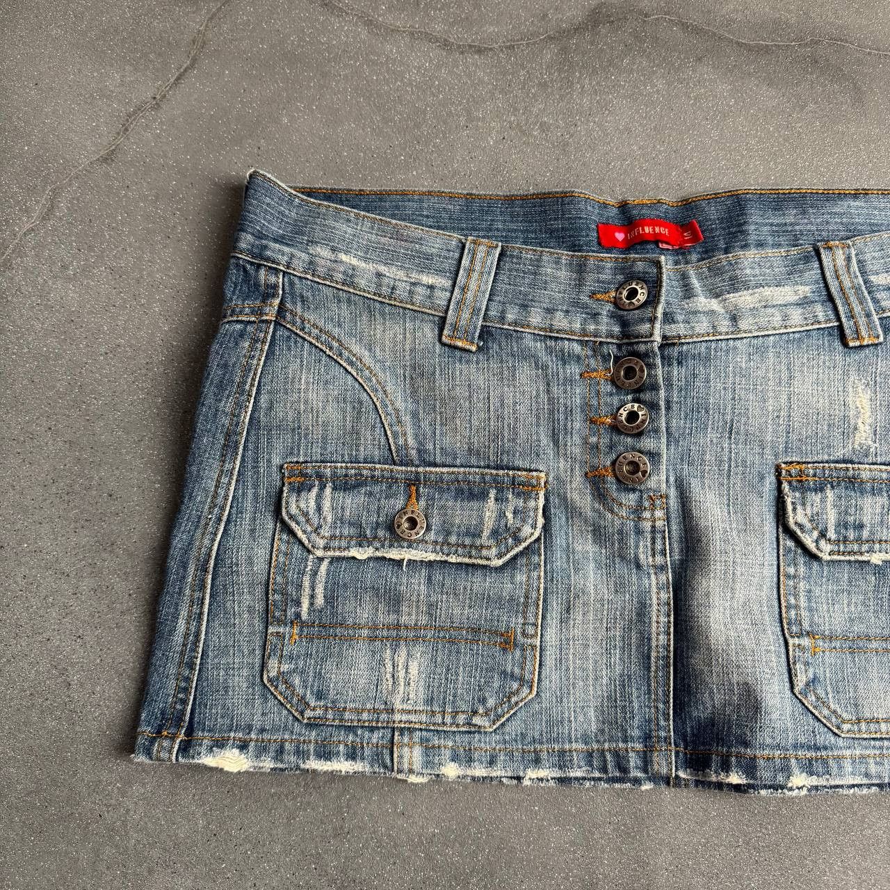 Japanese Brand Y2K Bondage Distressed Denim Mini Skirt Size 32" / US 10 / IT 46 - 3 Thumbnail