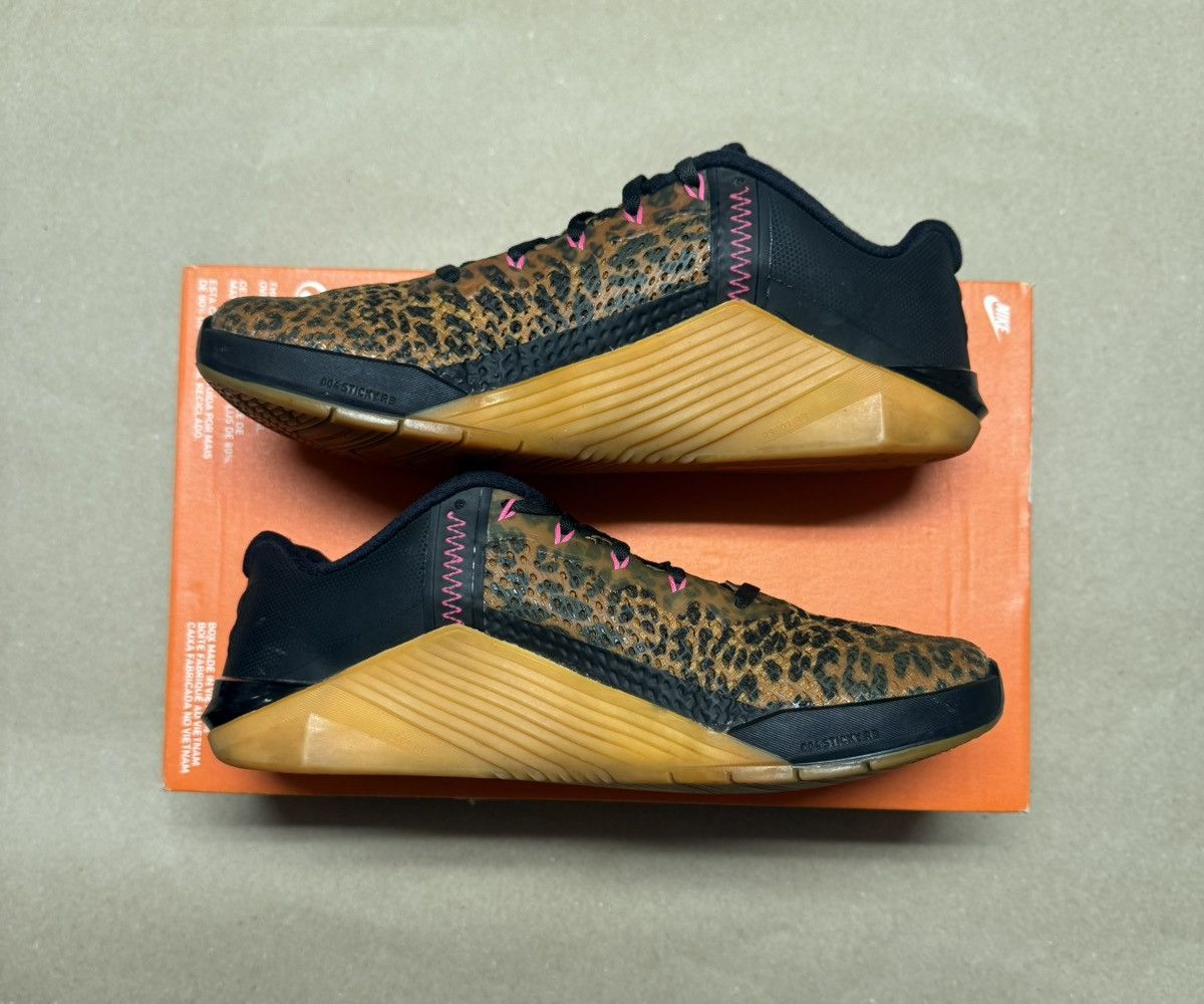 Nike Nike Metcon 6 Women’s sz 8 Cheetah Print training CrossFit! Size US 8 / IT 38 - 2 Thumbnail