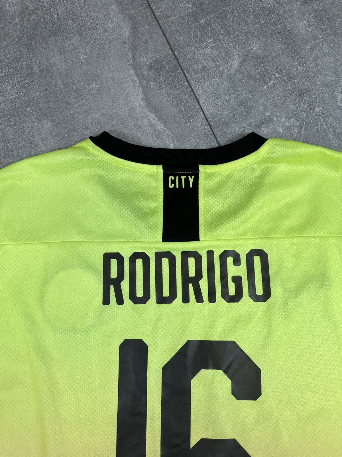 Puma Puma Manchester City Away Rodrigo 16 Soccer Jersey Size US XL / EU 56 / 4 - 4 Thumbnail