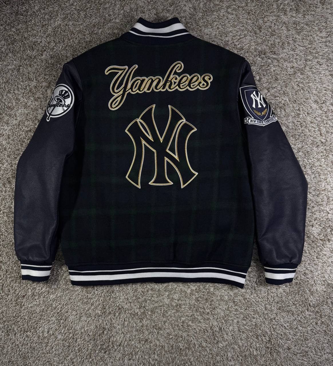 Pro Standard Pro Standard New York Yankees Plaid Varsity Jacket Size 3XL Size US XXL / EU 58 / 5 - 15 Thumbnail