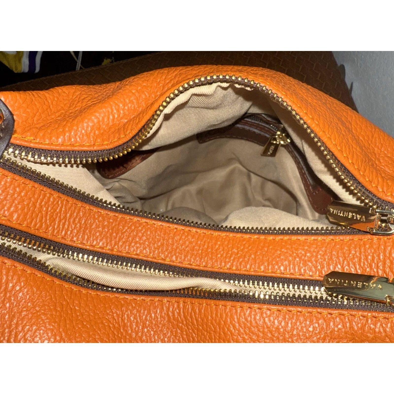 Vintage Valentina Leather Handbag Satchel Purse Italy Women Double Handles Zip 4 Zip Orange Brown Size ONE SIZE - 7 Thumbnail