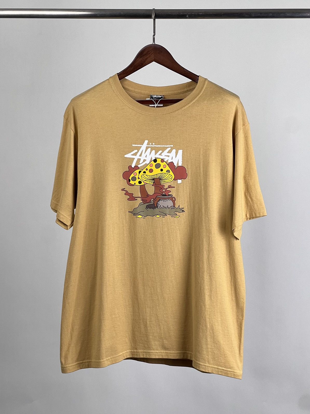 Stussy mushroom tee L Grailed