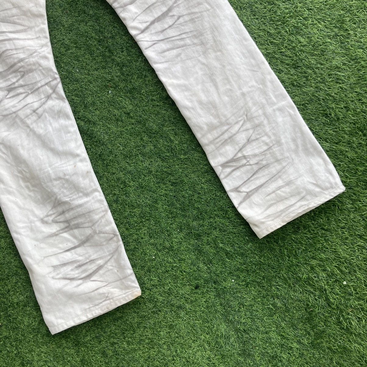semanticdesign SEMANTIC DESIGN STUDDED WHITE BOOTCUT DENIM JEANS Size US 34 / EU 50 - 12 Thumbnail