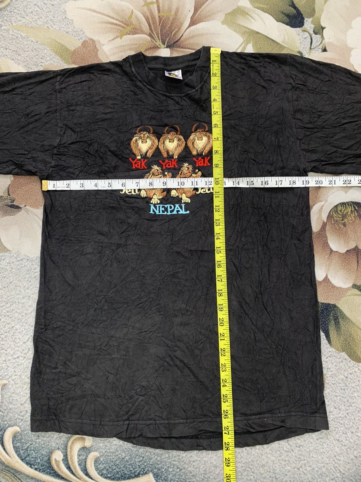 Japanese Brand Yak Yak Yak Yeti Yeti Embroidered Tshirt by Shangri-La Size US M / EU 48-50 / 2 - 4 Thumbnail