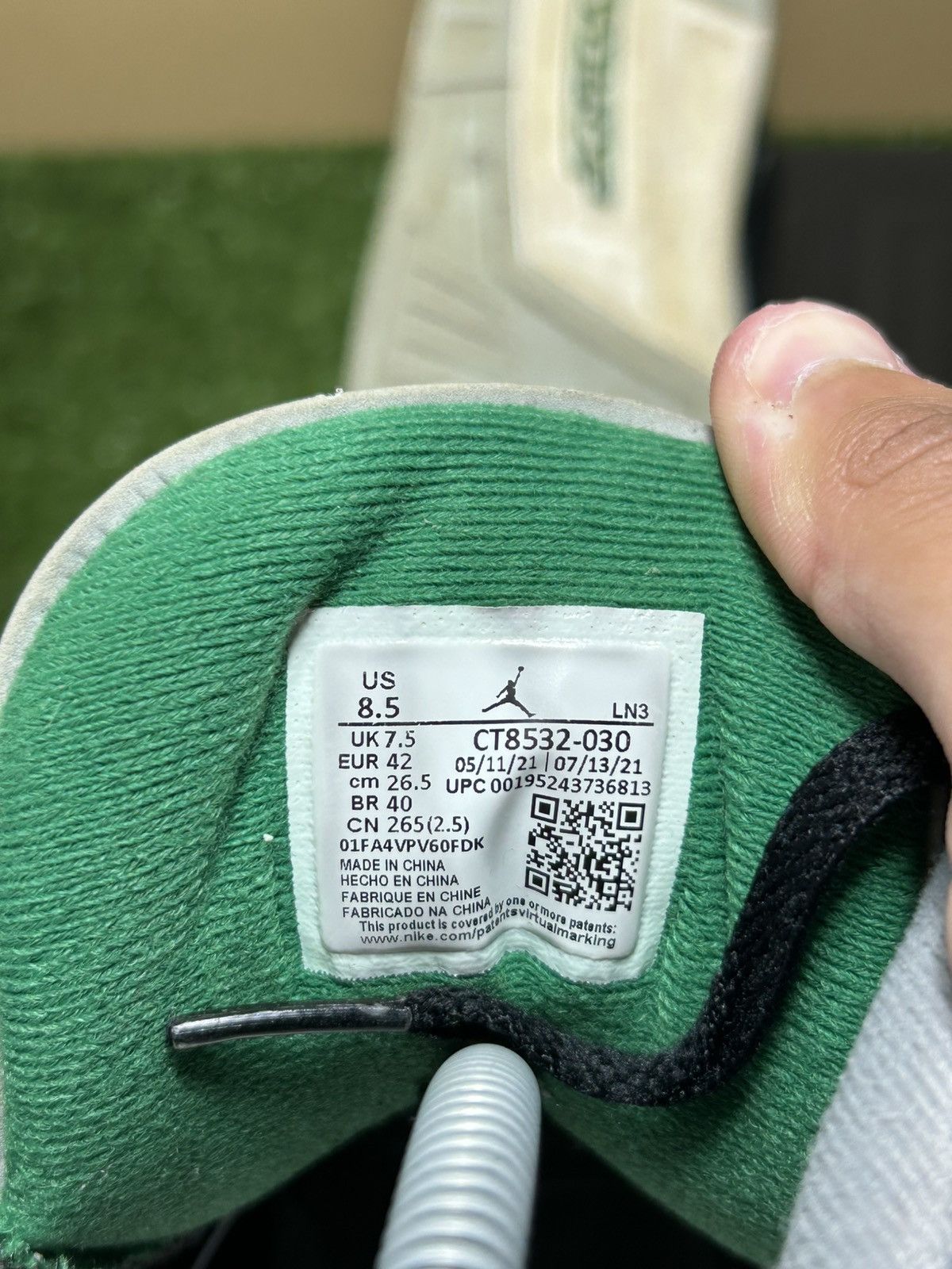 Jordan Brand Jordan 3 Pine Green Size US 8.5 / EU 41-42 - 10 Thumbnail