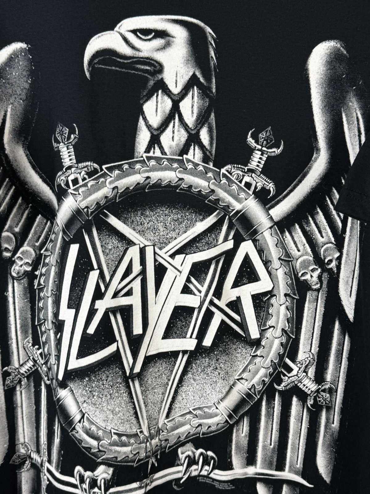 Band Tees Vintage Slayer 2011 Eagle Logo Thrash Metal Band T-Shirt L Size US L / EU 52-54 / 3 - 4 Thumbnail