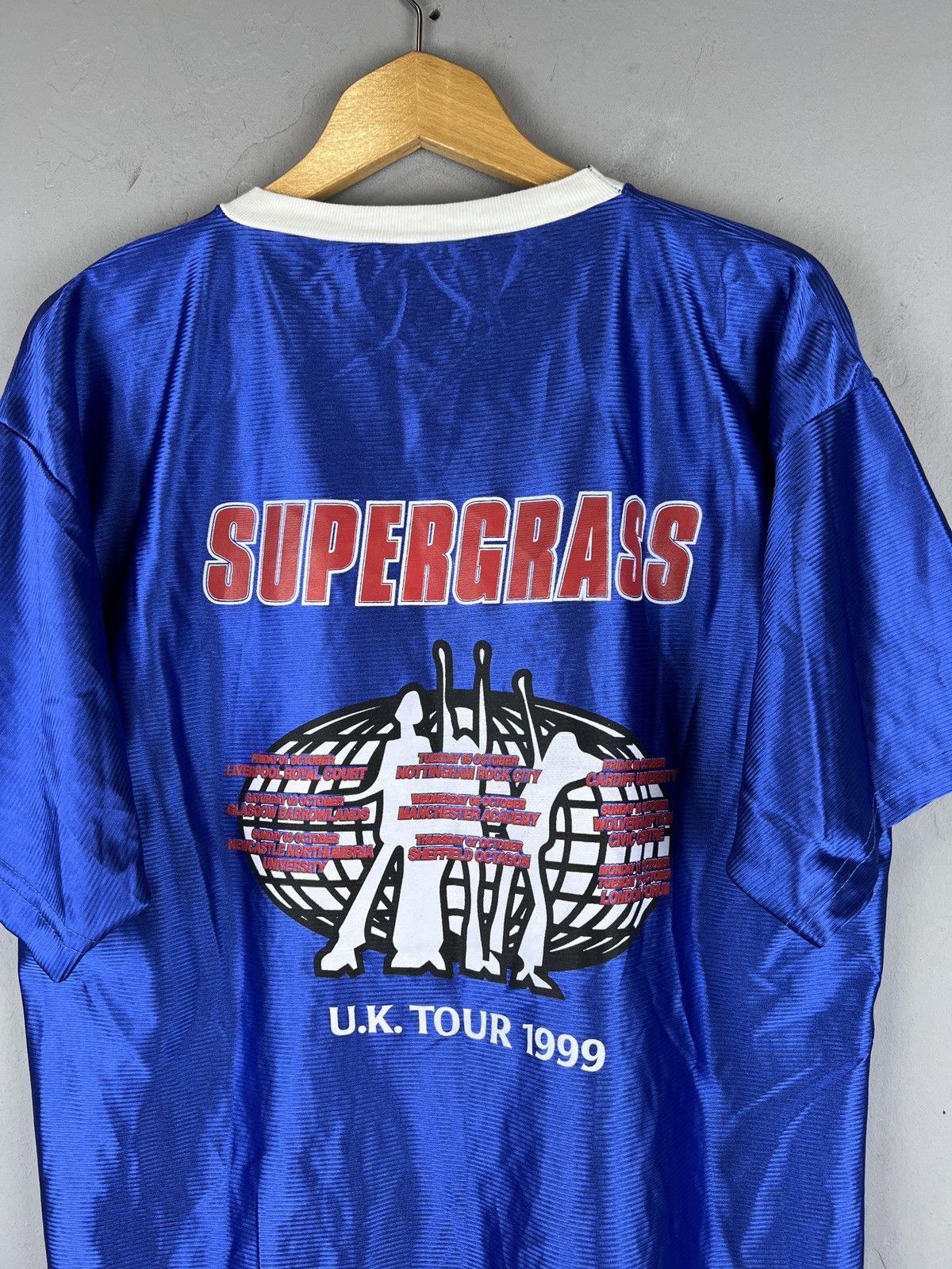 Band Tees 💥RARE💥 SUPERGRASS 1999 U.K TOUR JERSEY BAND TEE Y2K STYLE Size US XL / EU 56 / 4 - 4 Thumbnail