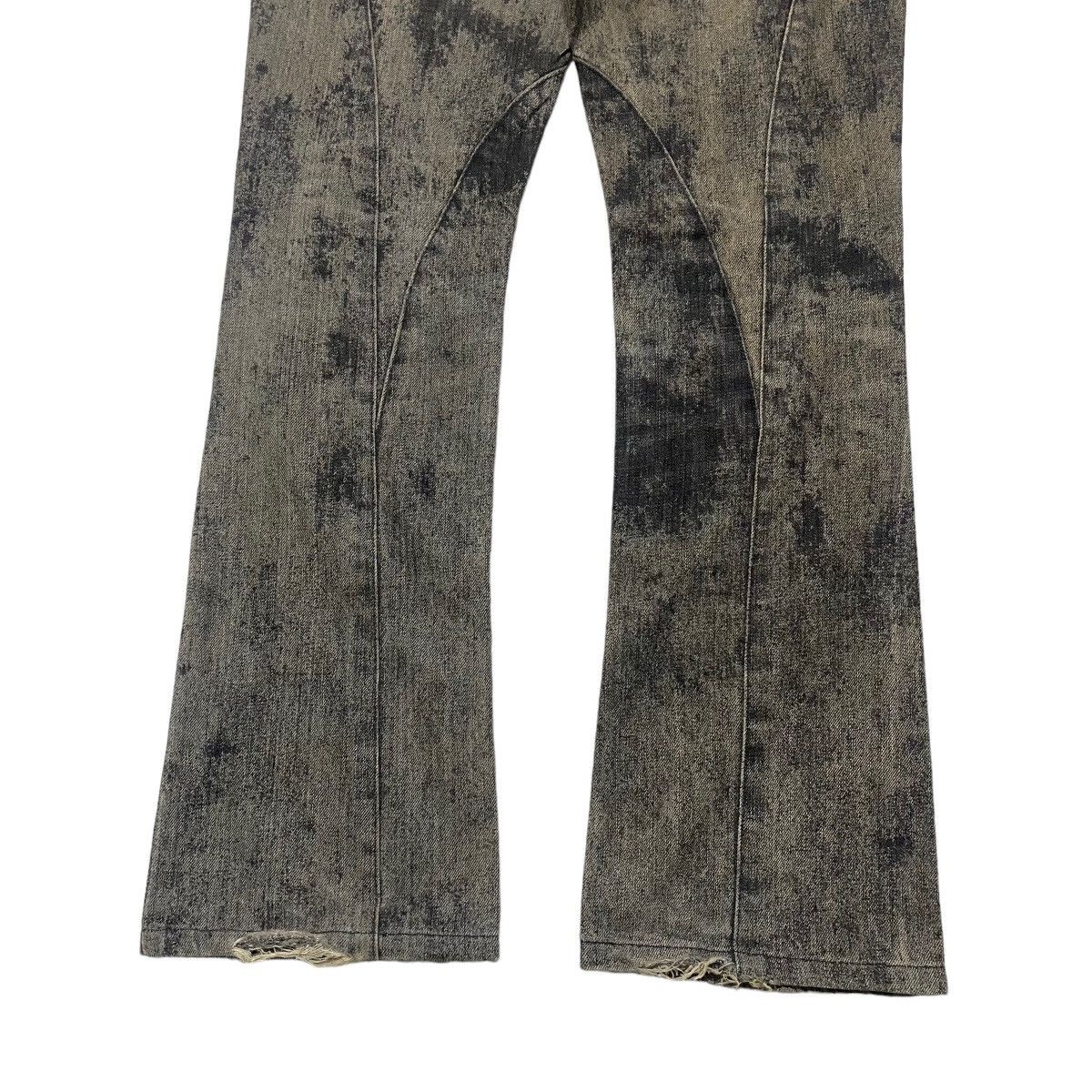 Schlussel SCHLUSSEL Spiral Cut Low Flare Coated Jeans Size US 29 - 13 Thumbnail