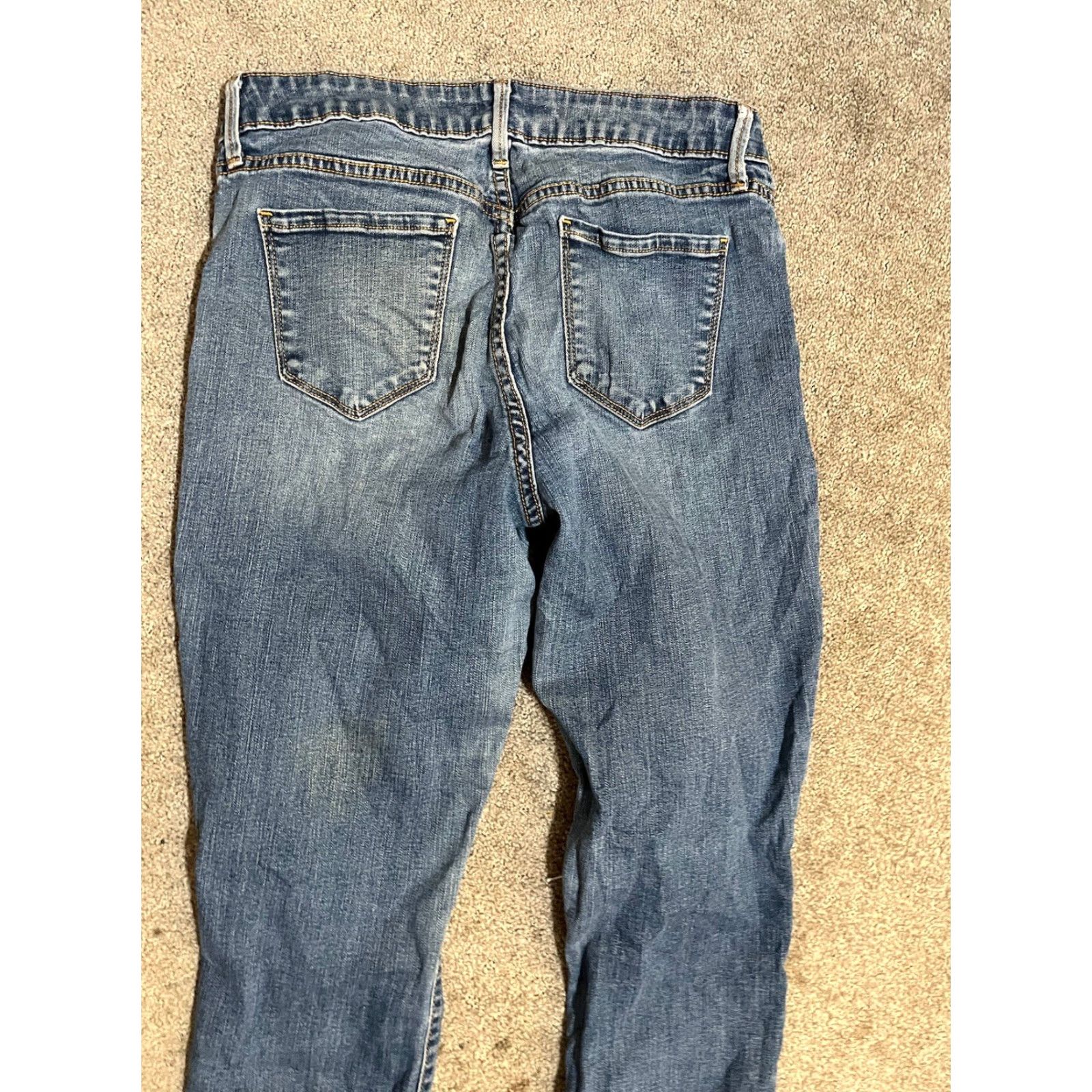 Old Navy Old Navy Womens Rockstar Super Skinny Jeans Size 10 Regular Distroy Solid Size 32" / US 10 / IT 46 - 4 Thumbnail