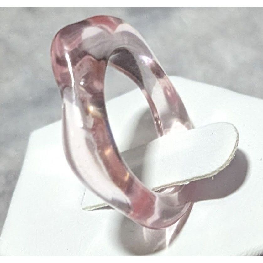 Other Abstract Pastel Pink Translucent Fashion Ring Size 8 Size ONE SIZE - 2 Thumbnail