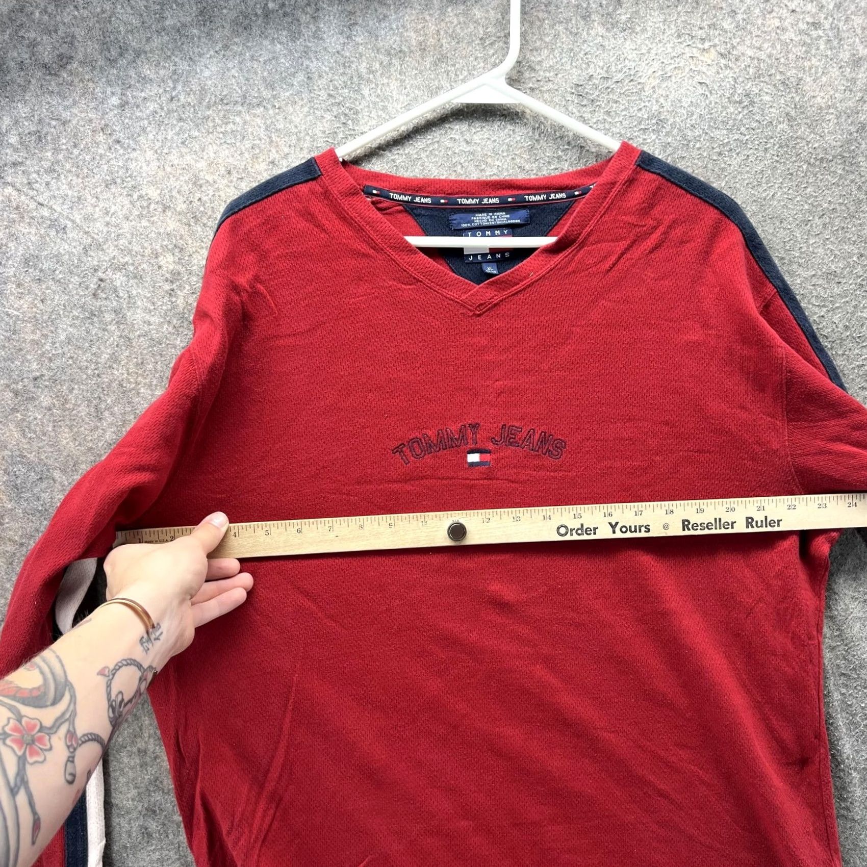Vintage Tommy Jeans Shirt Mens XL Red Long Sleeve V Neck Thermal Flag Logo Tee Size US XL / EU 56 / 4 - 4 Thumbnail