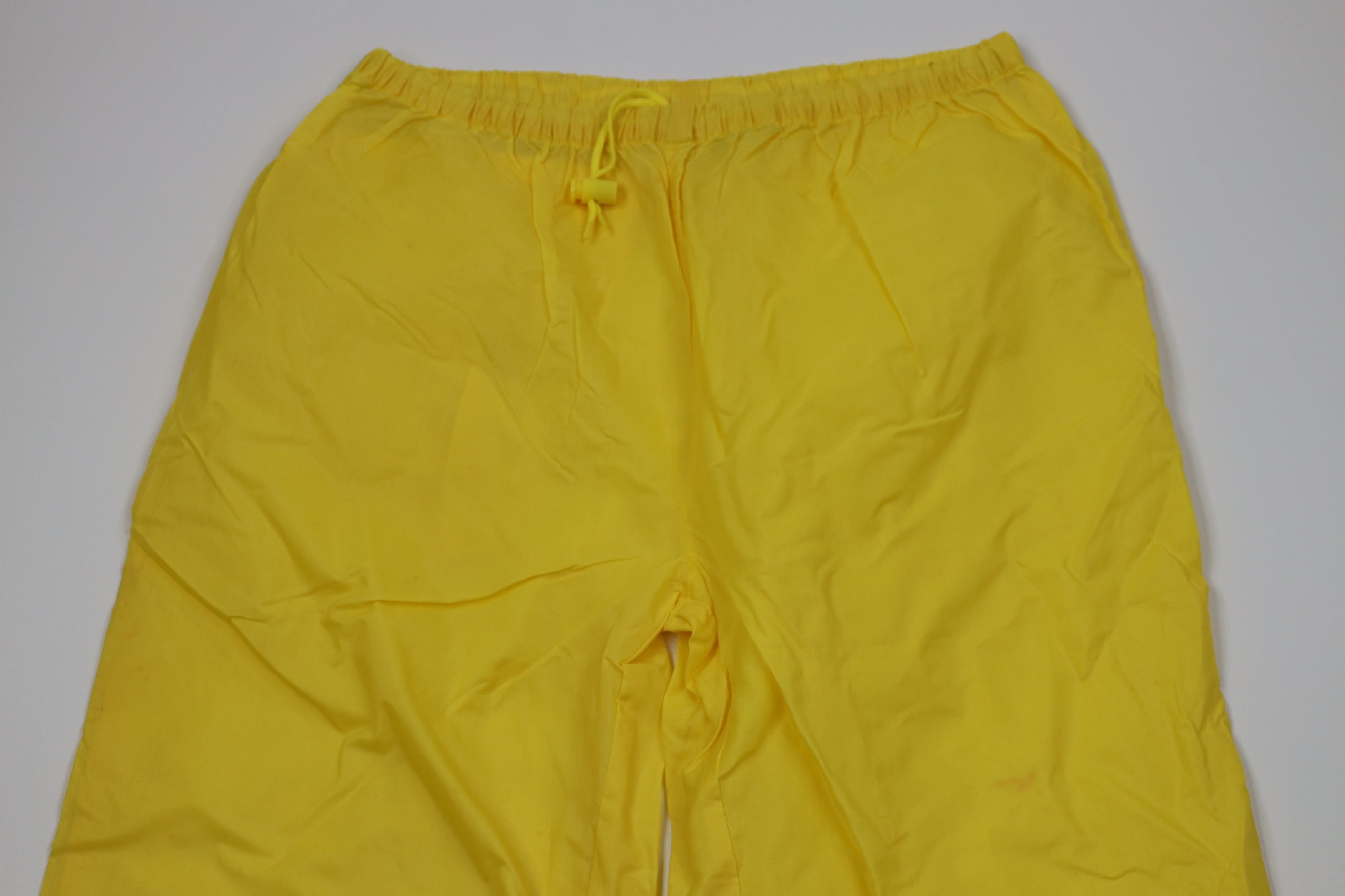 Vintage Vintage 90s Streetwear Windbreaker Joggers Pants Packable Size US 34 / EU 50 - 2 Thumbnail