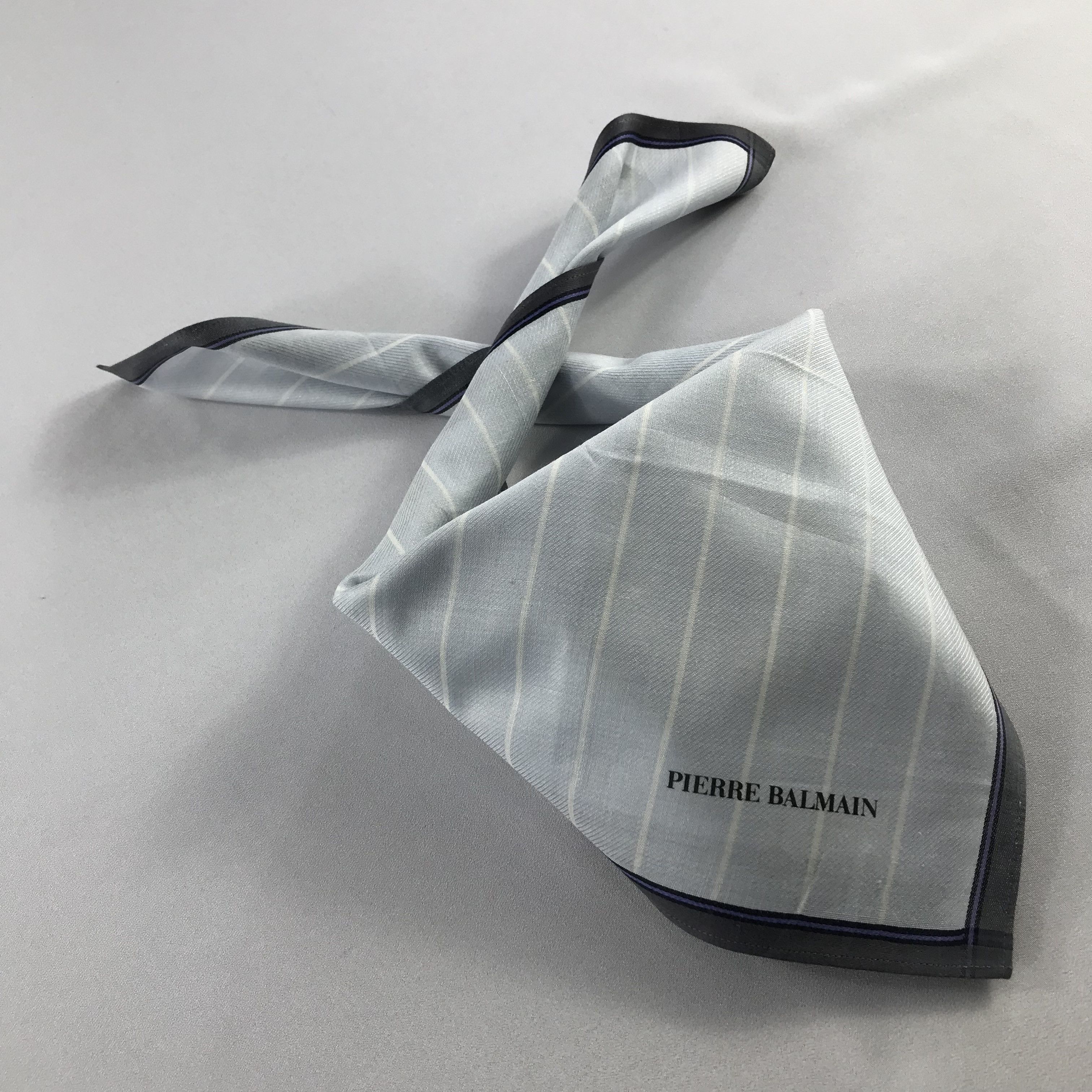 Pierre Balmain Pierre Balmain Handkerchief / Bandana / Neckerchief C799 Size ONE SIZE - 2 Thumbnail
