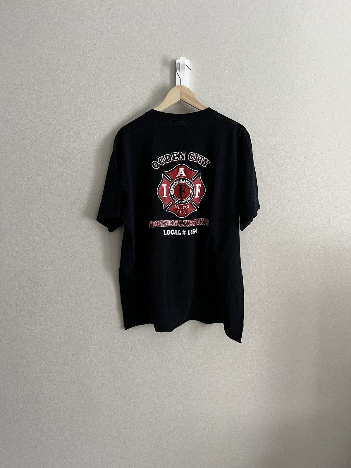 Vintage Vintage Ogden City Firefighters Tee Size US XL / EU 56 / 4 - 4 Thumbnail