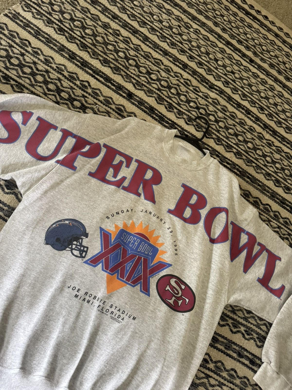 Vintage Super bowl crew neck Size US XL / EU 56 / 4 - 4 Thumbnail