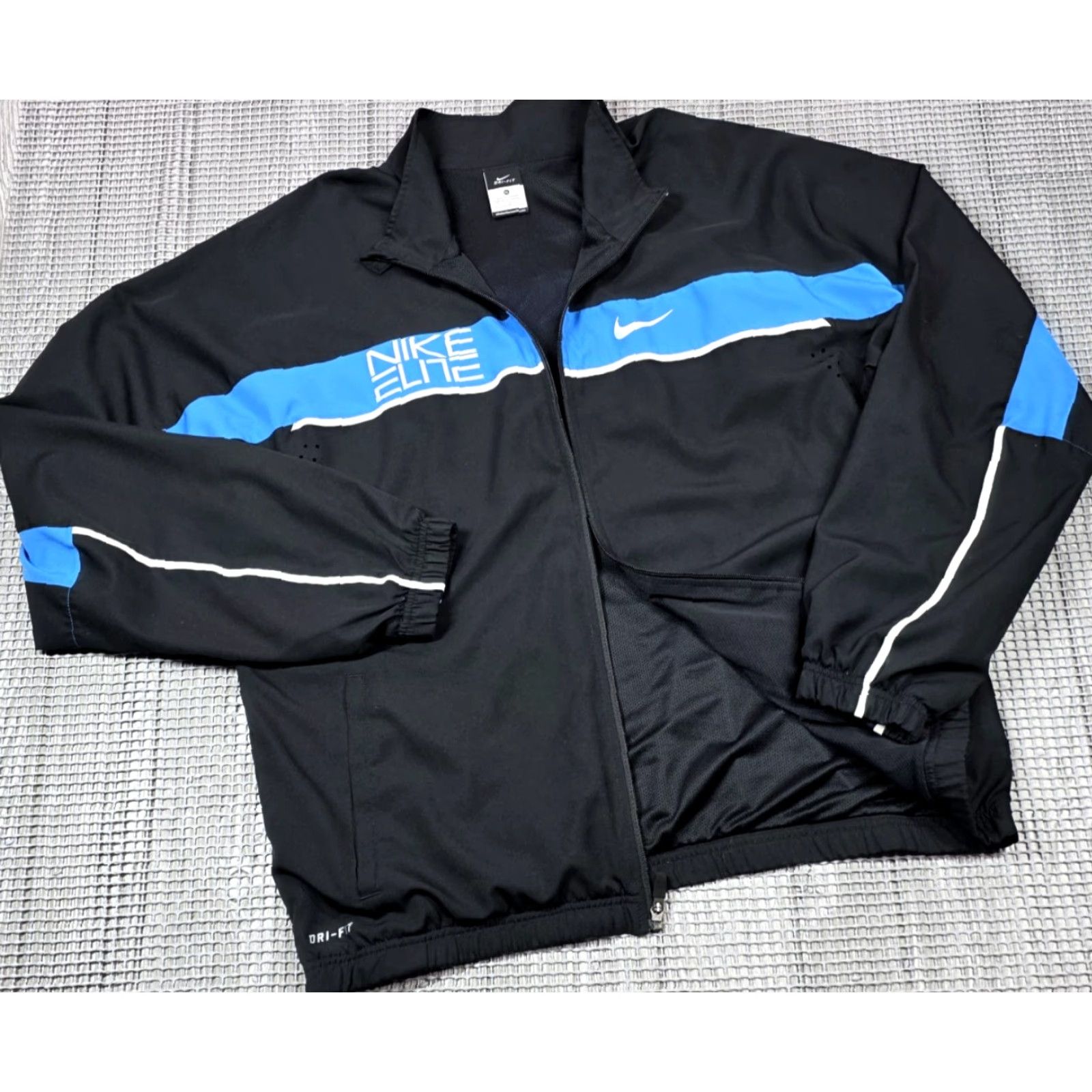 Nike VINTAGE Nike Elite Dri-Fit Full Zip Jacket Men XL Blue Black Swoosh Spell Out Logo Size US XL / EU 56 / 4 - 2 Thumbnail