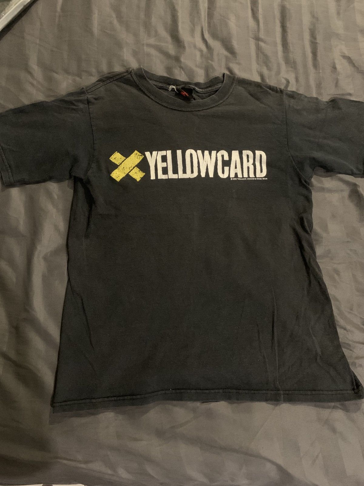 Band Tees Yellow card 2006s Band tshirt vintage Size US S / EU 44-46 / 1 - 1 Thumbnail