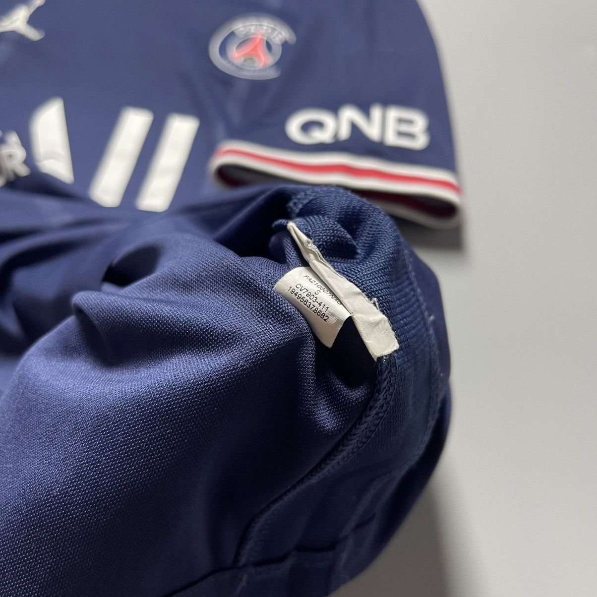 Vintage PSG NIKE 2021/2022 FOOTBALL HOME JERSEY #30 MESSI Size US S / EU 44-46 / 1 - 12 Thumbnail