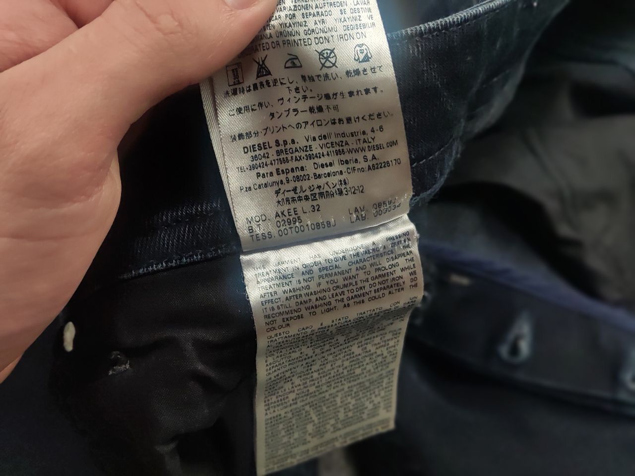 Diesel Diesel akee tapered Blue Faded denim Jeans Vintage Style Size US 32 / EU 48 - 18 Thumbnail