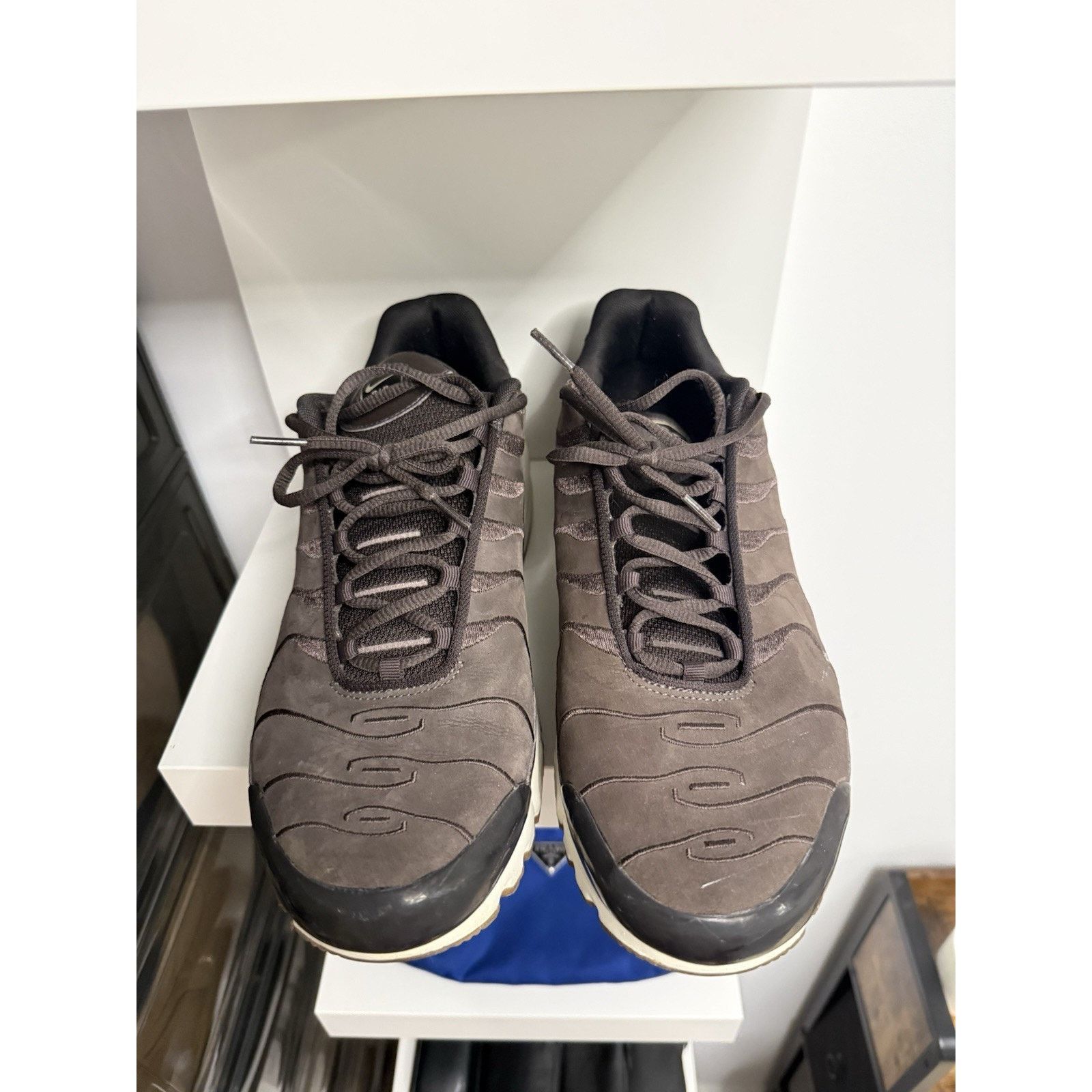 Nike Size 13 - Nike Air Max Plus EF Velvet Brown Size US 13 / EU 46 - 2 Thumbnail