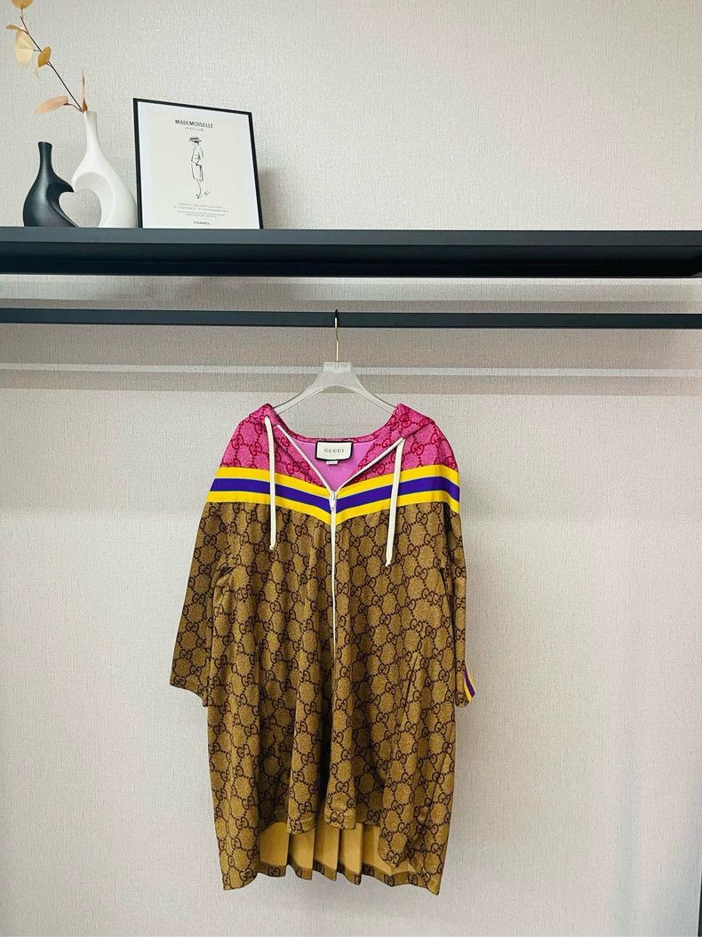 Gucci Gucci Hooded zipper dress jacket 2504-Nextarrow Size XS / US 0-2 / IT 36-38 - 1 Thumbnail