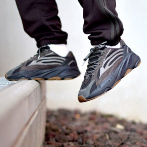 Yeezy adidas Yeezy Boost 700 V2 Sneakers - M6 / Women's 7 (2019) Size US 6 / EU 39 - 1 Thumbnail