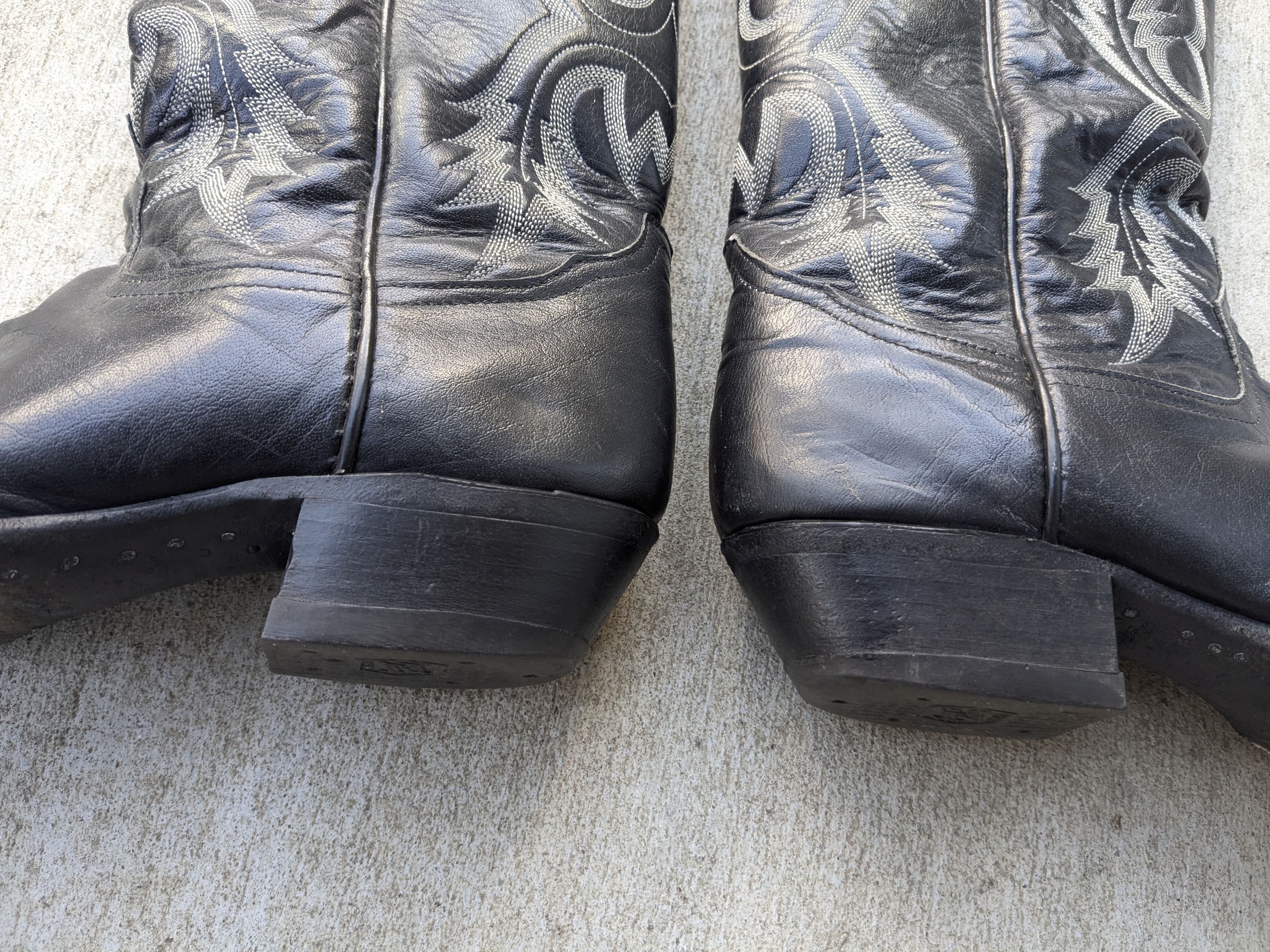 Tony Lama Tony Lama Cowboy Boots Black 9.5 D USA Leather Western Size US 9.5 / EU 42-43 - 9 Thumbnail