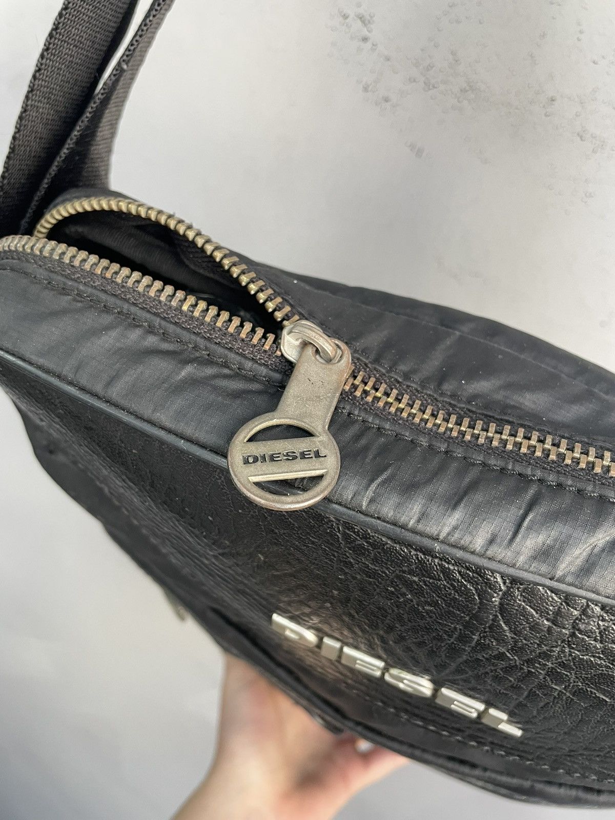 Diesel Diesel every day messenger fashion metal logo bag y2k Size ONE SIZE - 11 Thumbnail