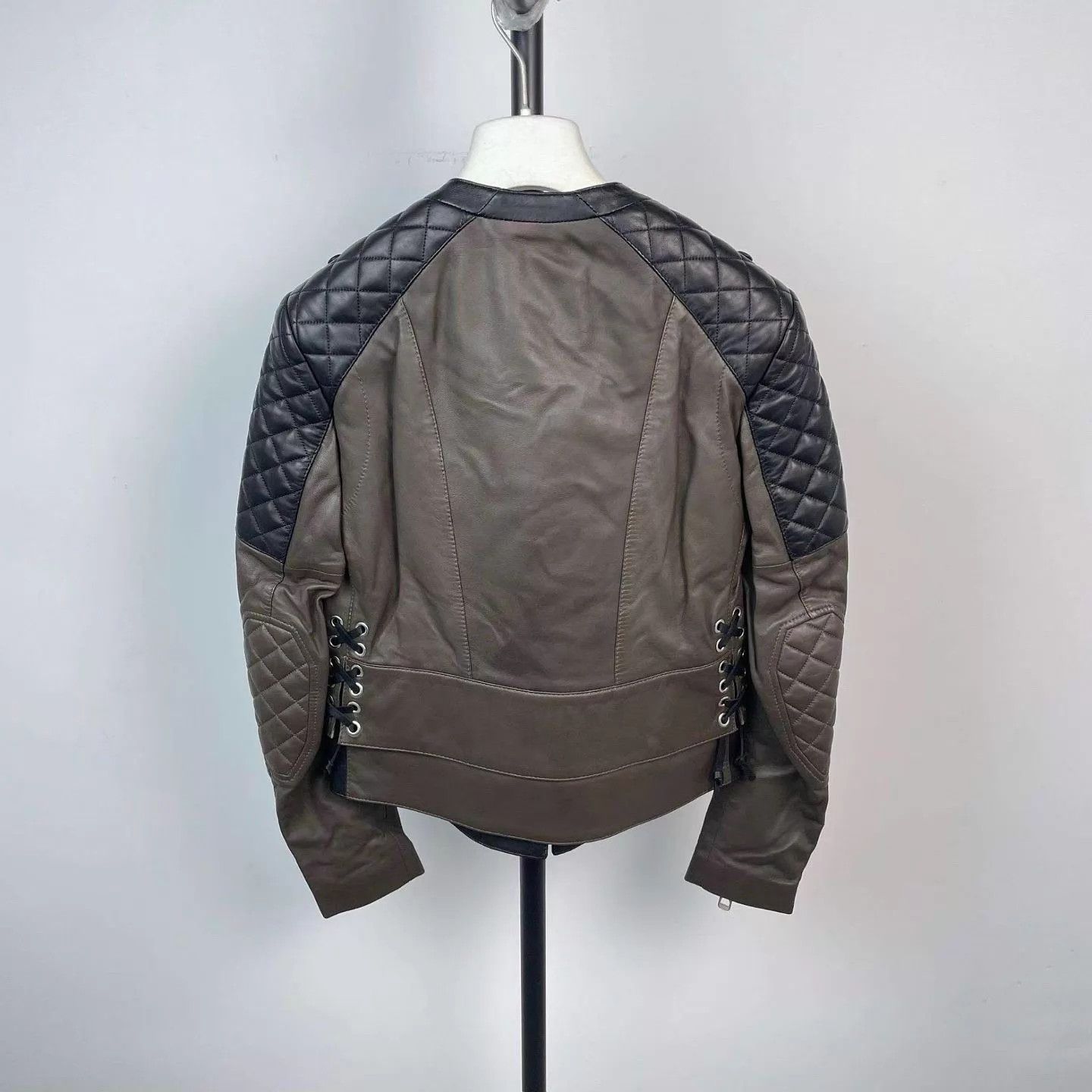 Balenciaga Balenciaga jacket size 38 Size XS / US 0-2 / IT 36-38 - 2 Thumbnail