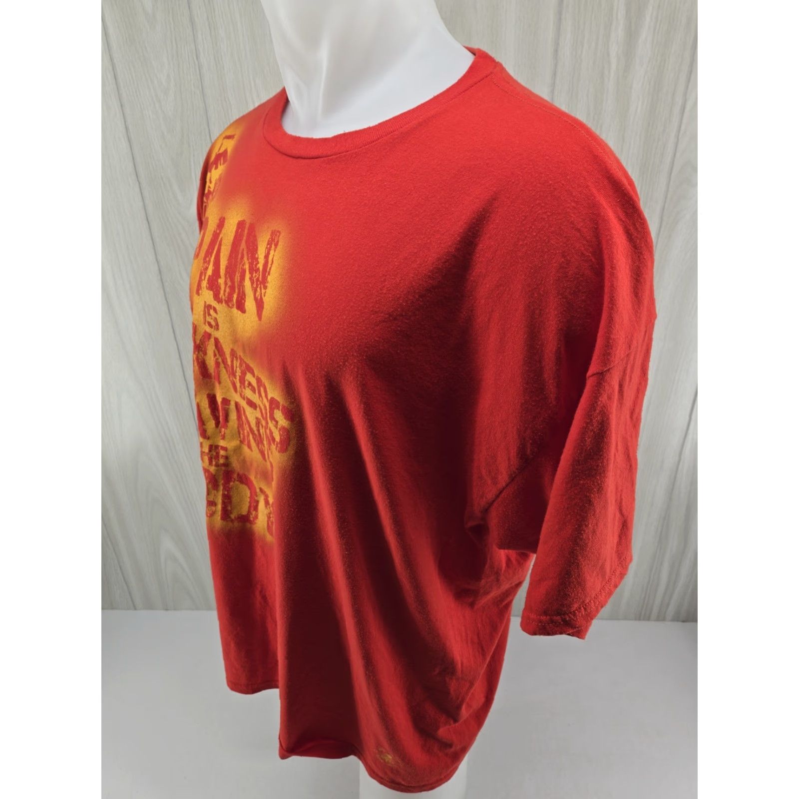 Vintage Black Ink Design USMC Pain is Weakness Leaving the Body Red 2XL Marine Corp Logo Shirt Men Short Sleeve Crew Neck Graphic Print Cotton T-Shirt Size US XXL / EU 58 / 5 - 4 Thumbnail