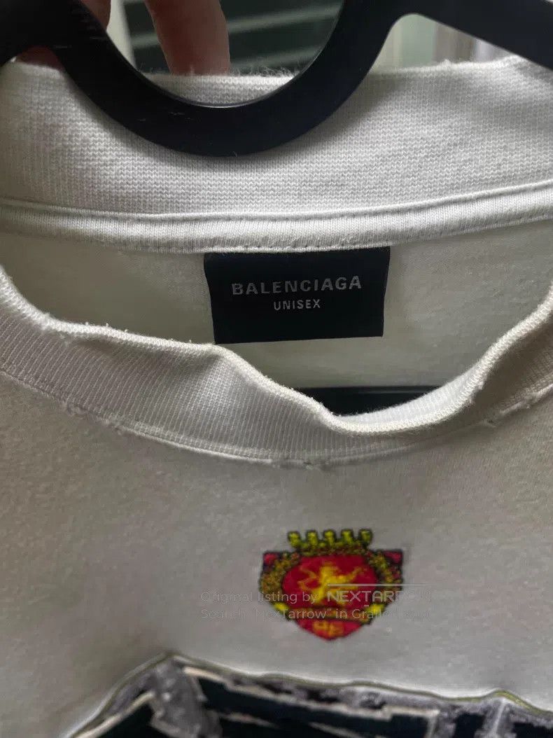 Balenciaga Balenciaga Letter Embroidered Badge Round Neck Short Sleev Size US M / EU 48-50 / 2 - 3 Thumbnail