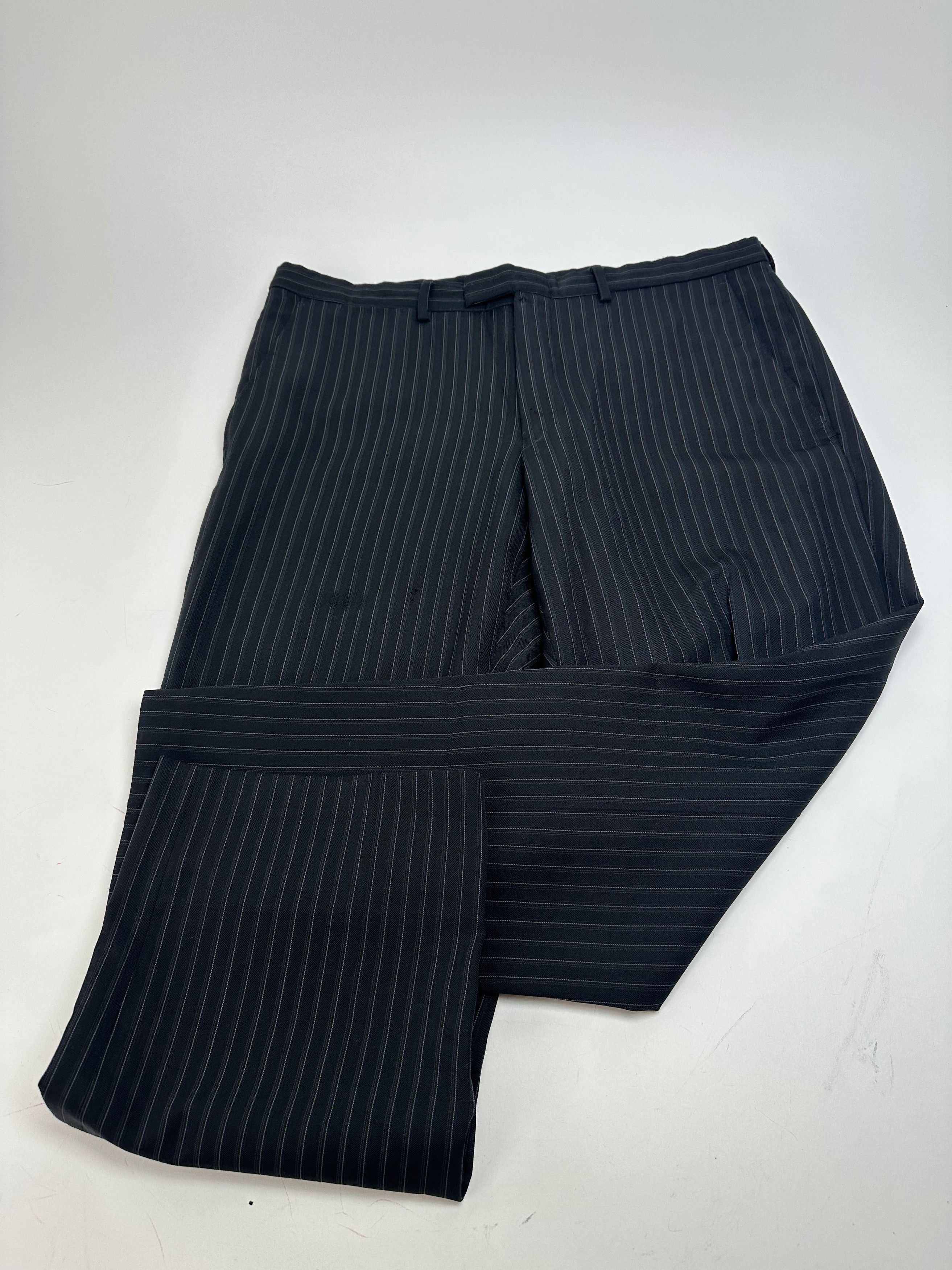 Gucci Vintage Wool Pinstripe Trousers Black M Size 30" / US 8 / IT 44 - 1 Thumbnail