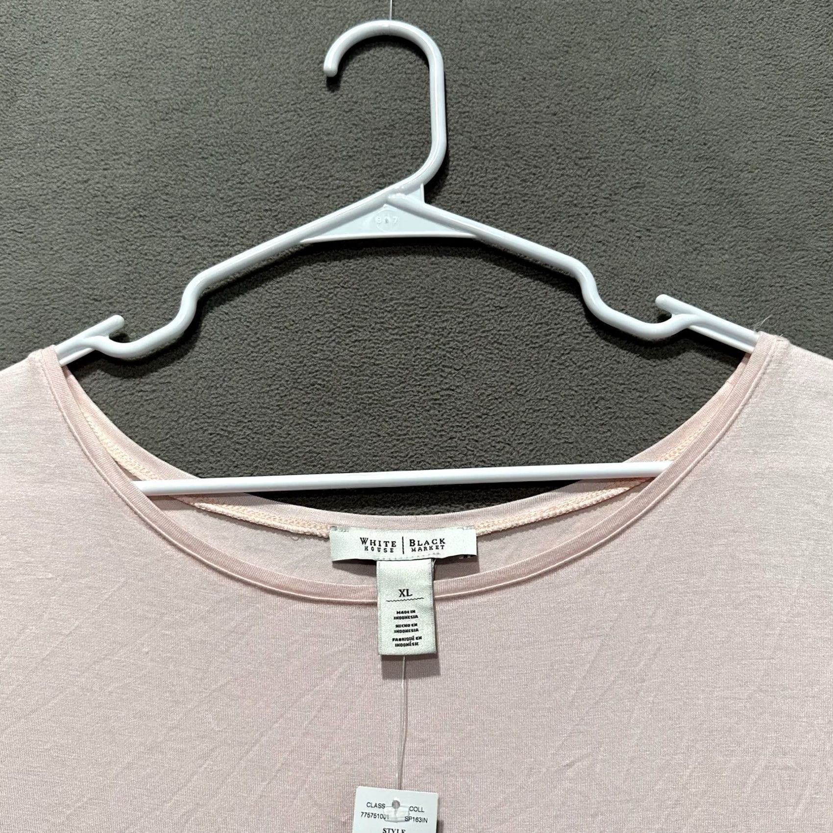 White House Black Market NWT White House Black Market Tank Womens XL Pink Rayon Spandex Woven Hem Tee Top Sleeveless Round Neck Casual-Ready Shirt Men? Size XL / US 12-14 / IT 48-50 - 4 Thumbnail